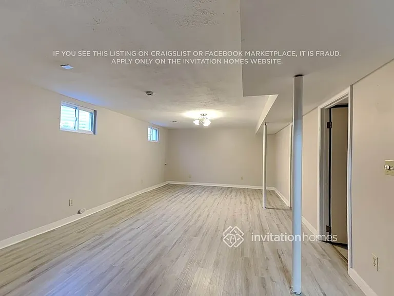 1284 Ember St — Photo 8