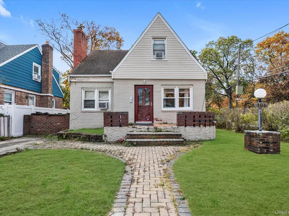 106 W Marshall Street, Hempstead, NY 11550