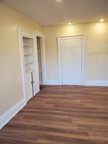 Living room built-in bookshelf