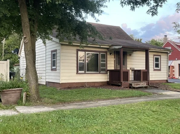 16610 Geneva Dr, Harvey, IL 60426