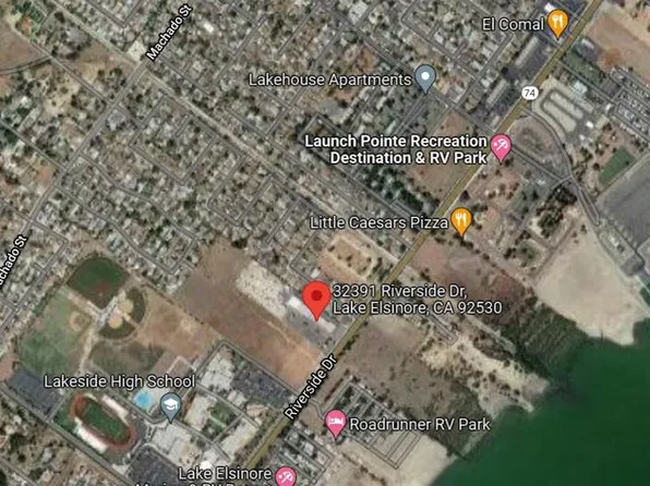 32450 Riverside Dr, Lake Elsinore, CA 92530