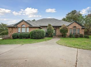 6008 Baker Ln, Alvarado, TX 76009