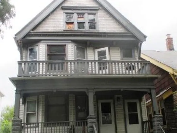 3139 N 26th St, Milwaukee, WI 53206