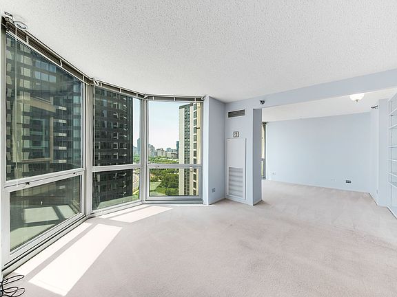 2nd image of 195 N Harbor Dr APT 2206
