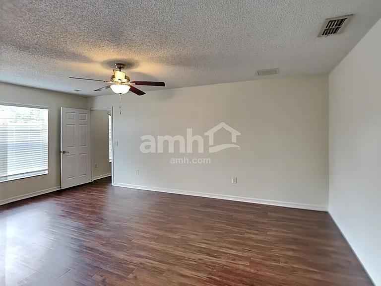 1234 SW Alesio Ln — Photo 10