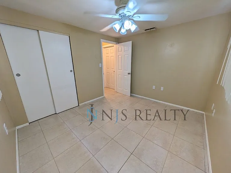 3530 Oxford Dr — Photo 11