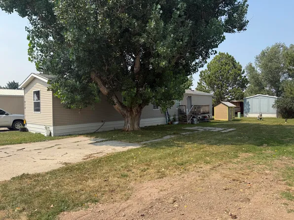 916 Willow Ave, Lewistown, MT 59457