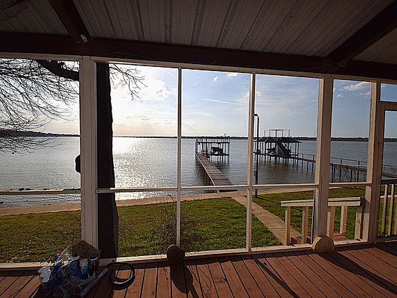 4th image of 256 Sailfish Dr