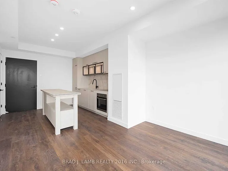 505 Richmond St W #717 — Photo 4