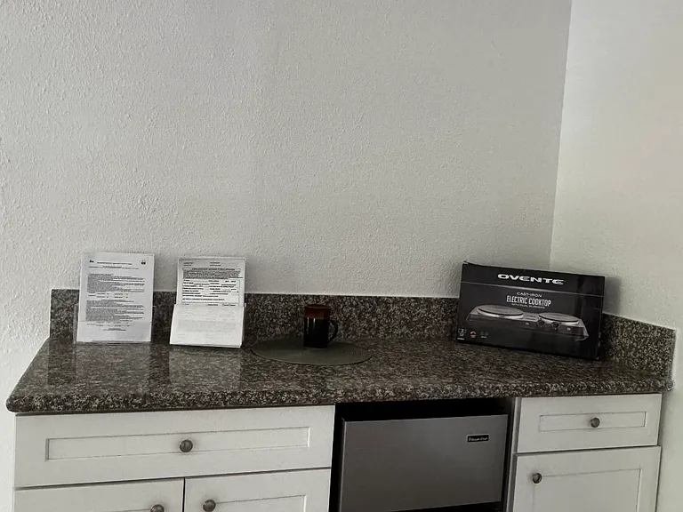 7116 Milwood Ave #2 — Photo 5