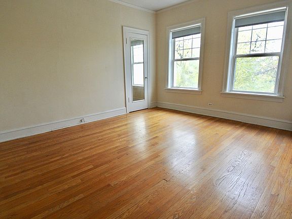 5th image of 4303 N Paulina St APT 2