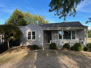 5024 NE Indian Creek Rd, Topeka, KS 66617