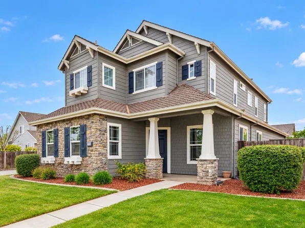 1715 Limestone Dr, Ripon, CA 95366