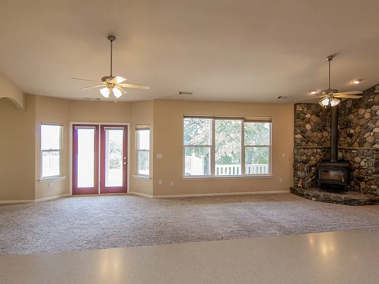 18830 Blythe Way — Photo 15