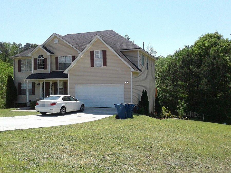 2nd image of 2558 Lennox Rd SE