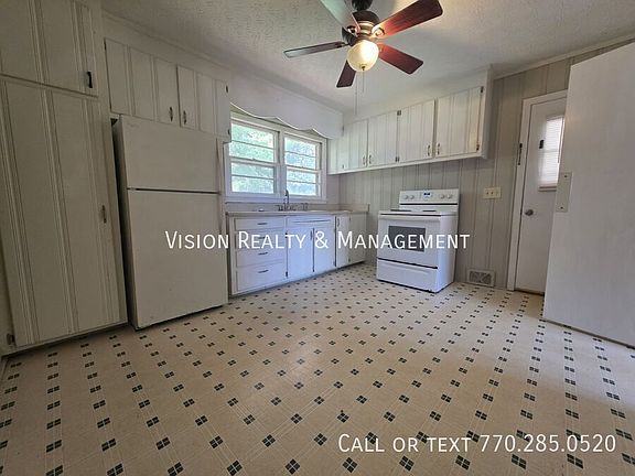 3rd image of 131 W White St