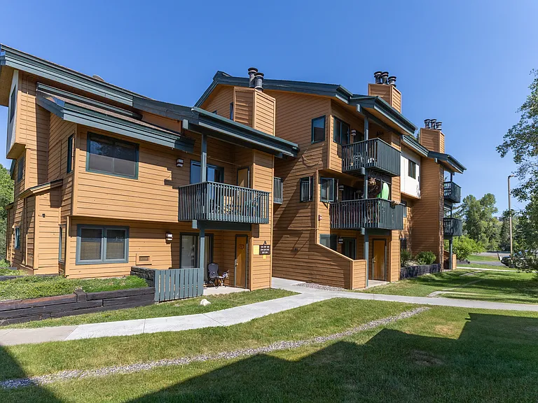 Exterior of Alpenglow at The Pines