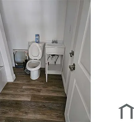 1002 College St #B — Photo 6