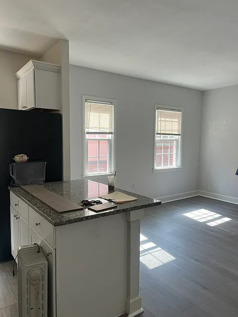 Studio, 432 sqft, $1,750 — Photo 4