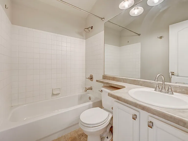 835 Ridgebury Pl — Photo 21