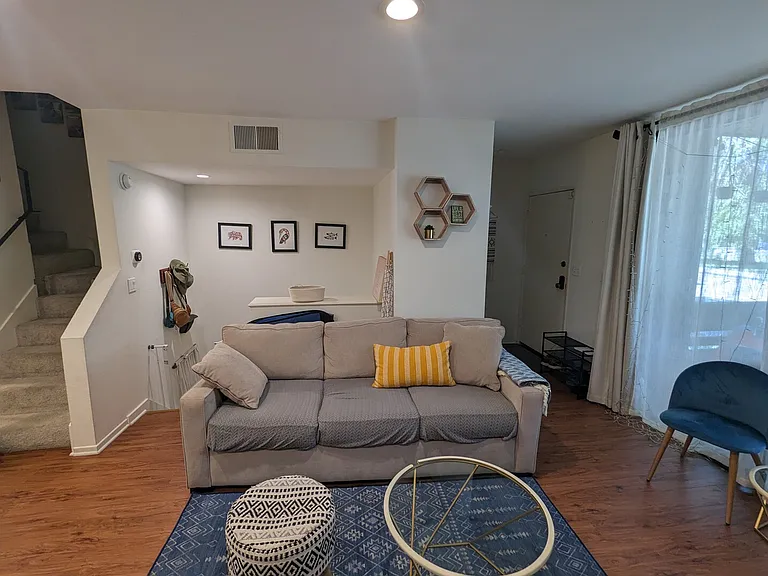 Marylee St — Photo 9