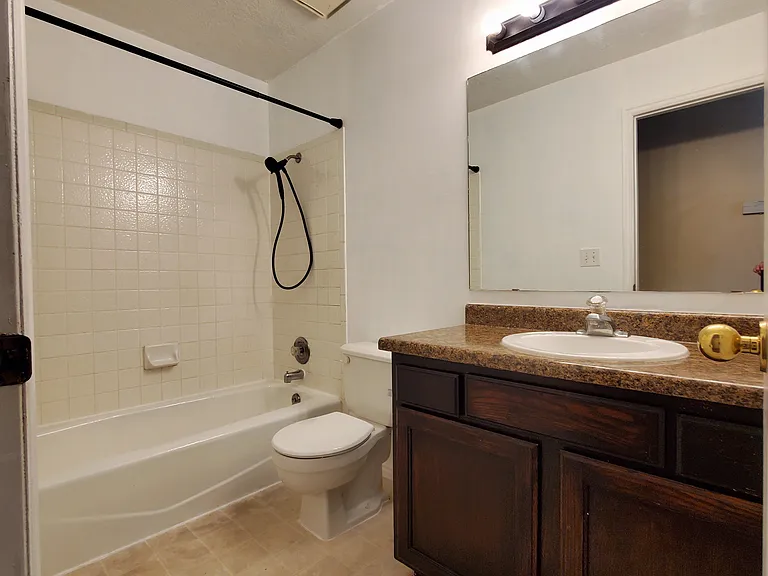 5043 S 1150 E — Photo 10