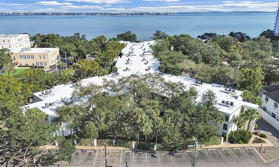 1st image of 3325 BAYSHORE BOULEVARD #F36