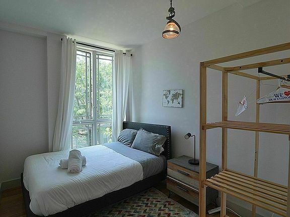 4th image of 71 N Henry St #2F