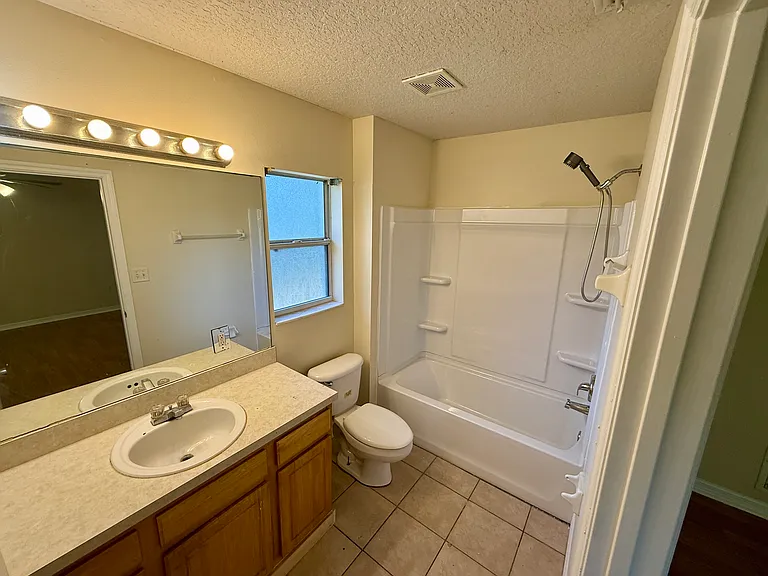 100 Morningview Dr — Photo 7