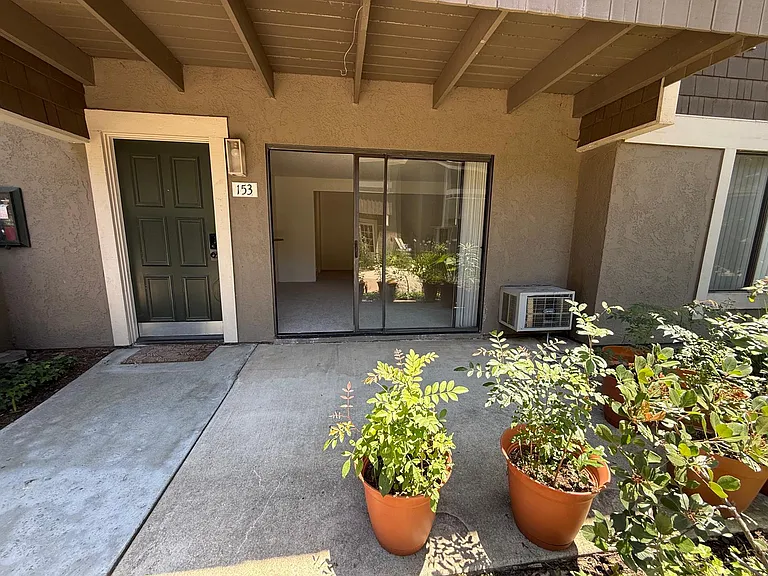 153 Streamwood — Photo 14