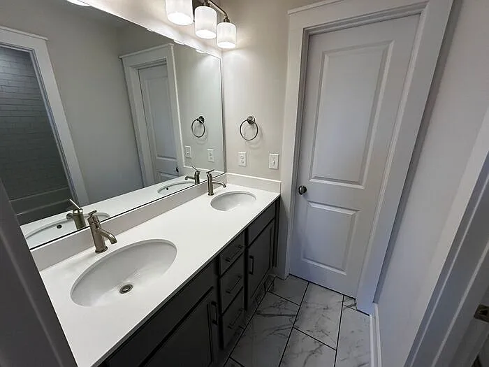 137 Foxhall Dr — Photo 15