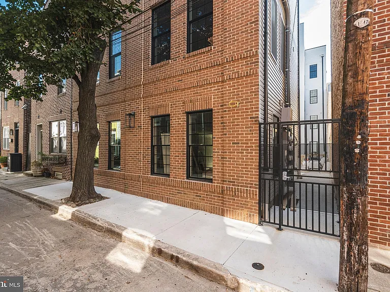 713 S Mildred St #2C — Photo 21
