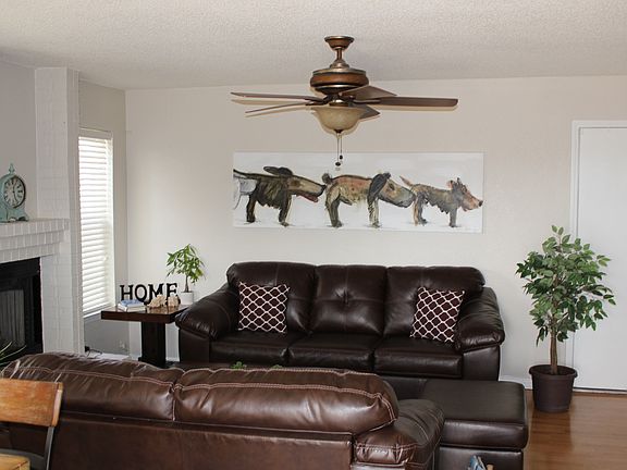 3rd image of 604 Rainwater Ct