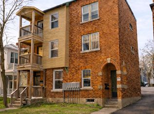 514 Bay St #4, Ottawa, ON K1R6B3