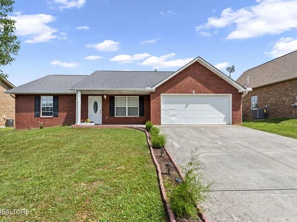 6735 Casa Bella Dr, Knoxville, TN 37918