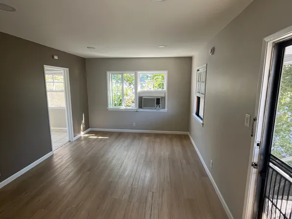 14543 Hatteras St #D, Van Nuys, CA 91411