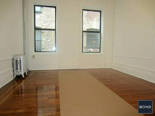 Rented by Bond New York | media 2