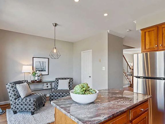 Kitchen sitting area and half bath