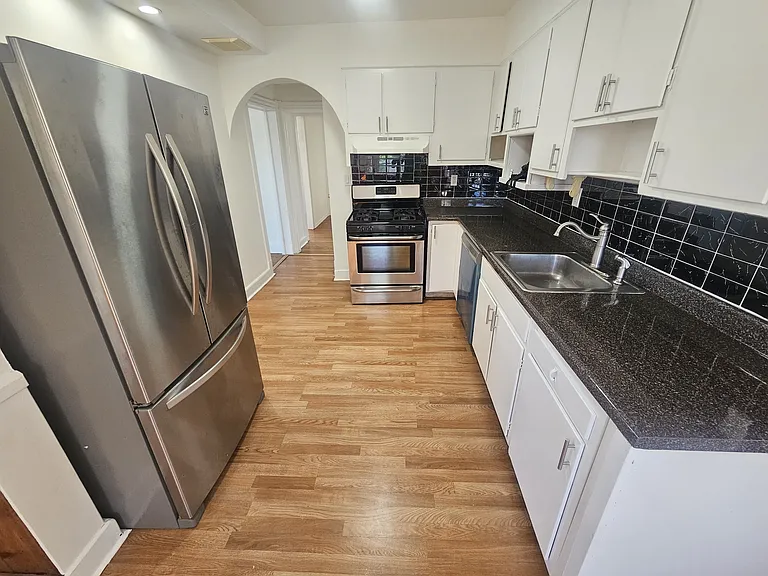 191 Highland St #2 — Photo 4