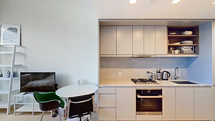Rented by Jade Stone Real Estate Consulting | media 4
