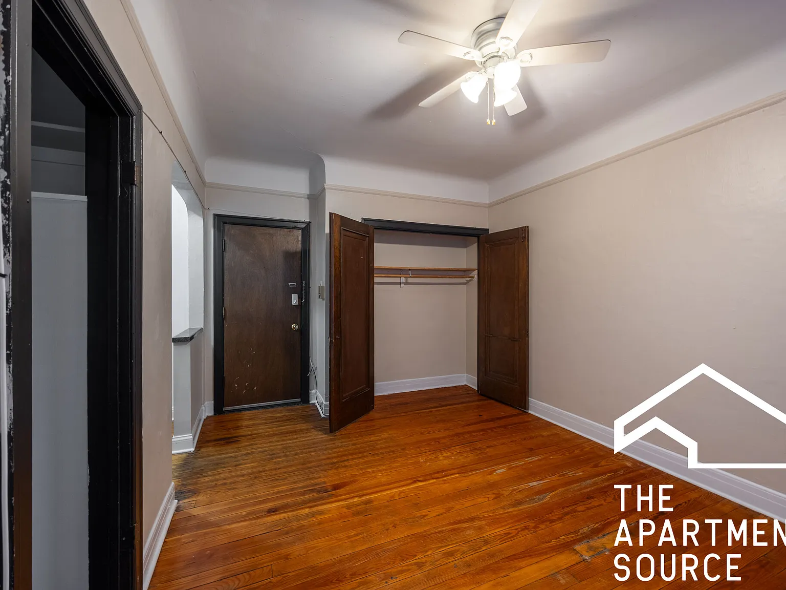 Studio, 400 sqft, $1,250 — Photo 3