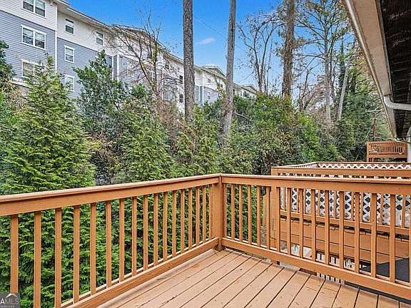 5th image of 1647 Briarcliff Rd NE APT 8