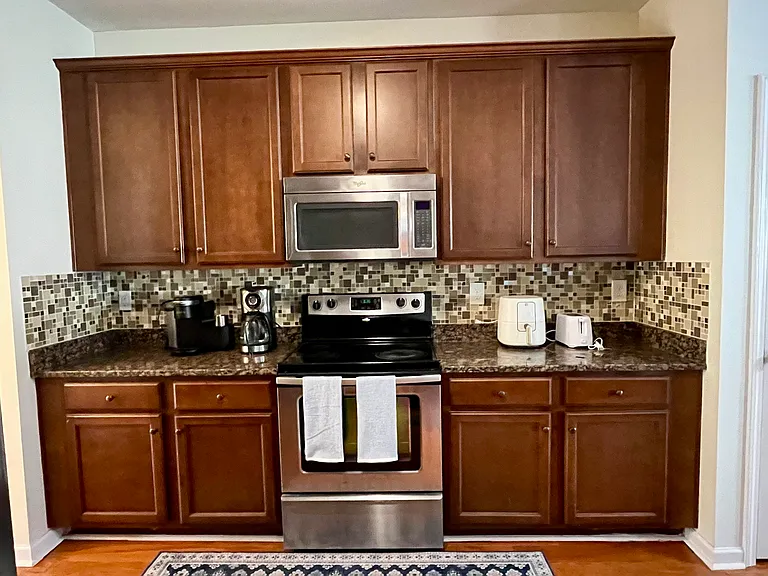 39 Camden Cir — Photo 5