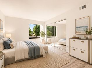 1040 E Washington Ave, Escondido, CA 92025