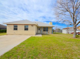 403 Robertstown Rd, Copperas Cove, TX 76522