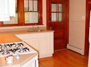 531 Clinton St, Hudson, NY 12534