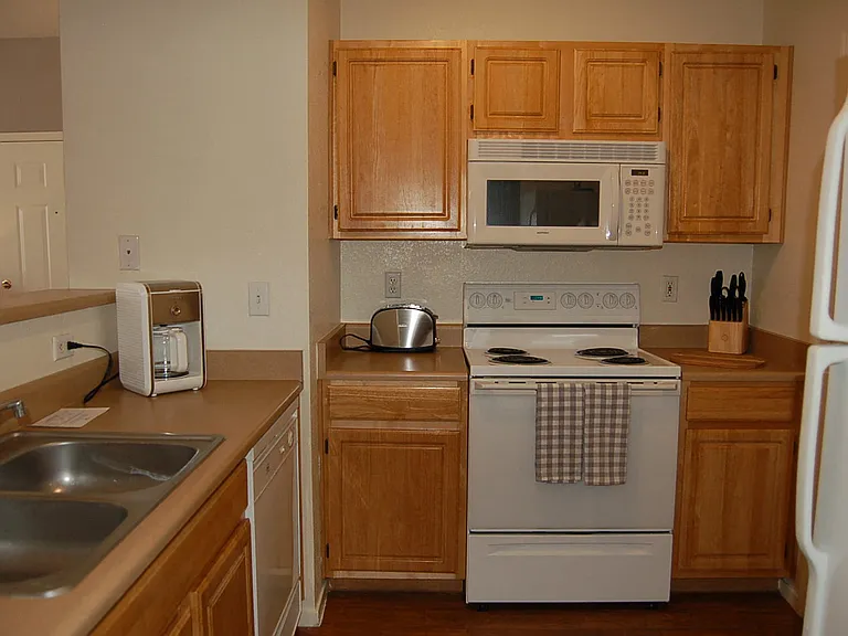 Copper Creek Apartments — Photo 46
