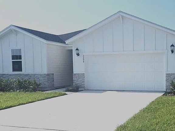 3rd image of 3298 LAGO VISTA Drive