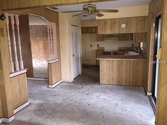 4th image of 3213 Lancaster Ln