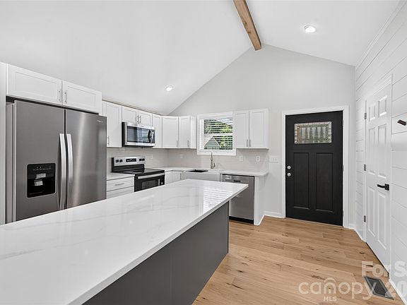 5th image of 126 39th Avenue Ct NW